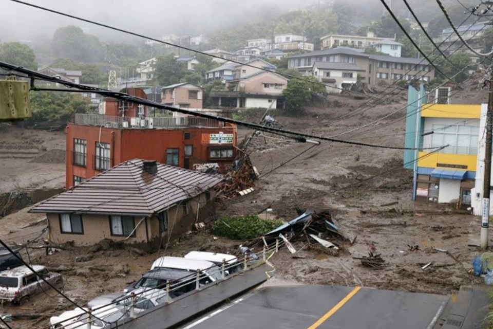 Deslizamiento de tierras en Japón por fuertes lluvias